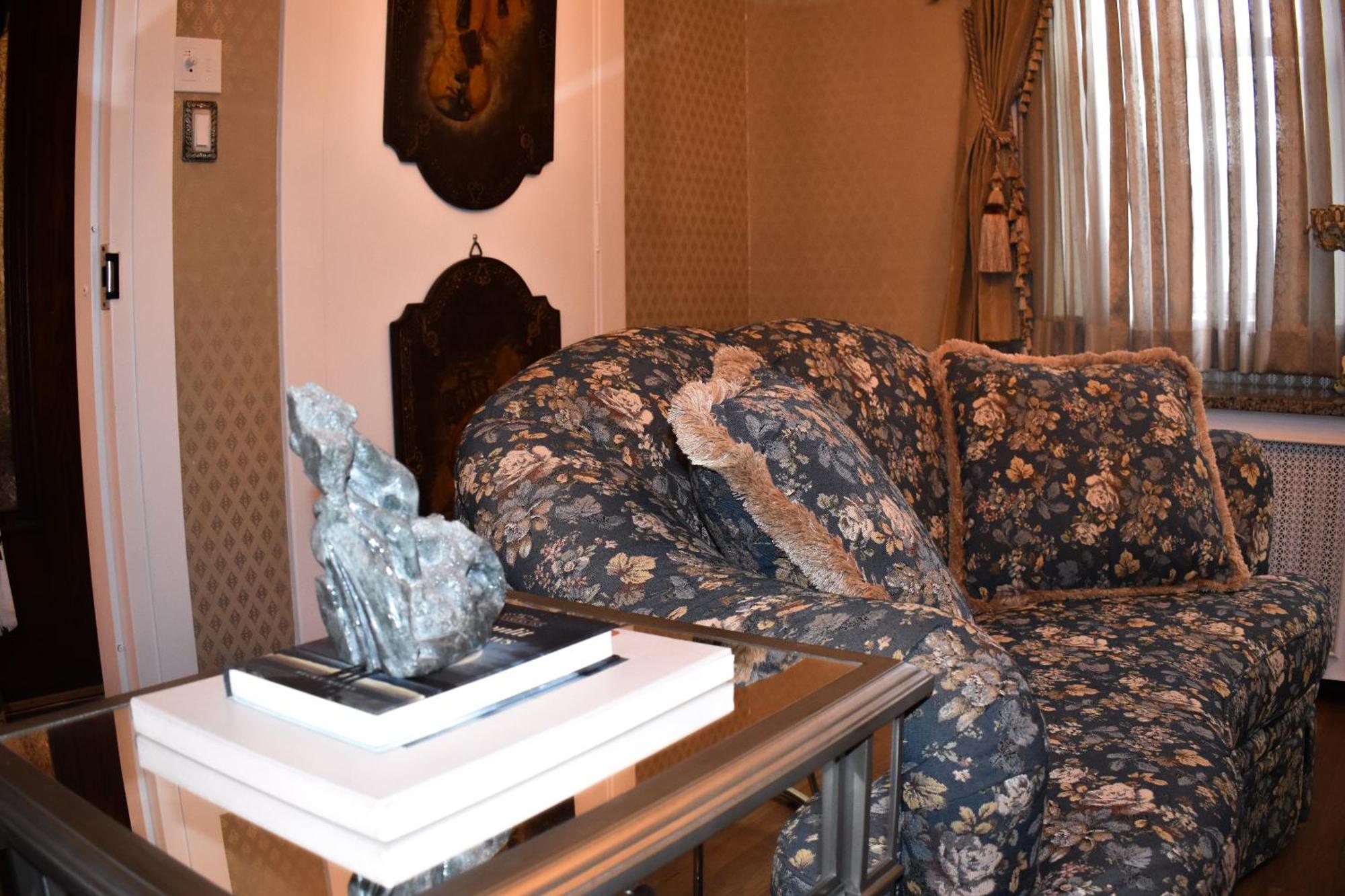 Chateau Victorian Era *